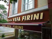 ahsap zeminli isikli tabela
